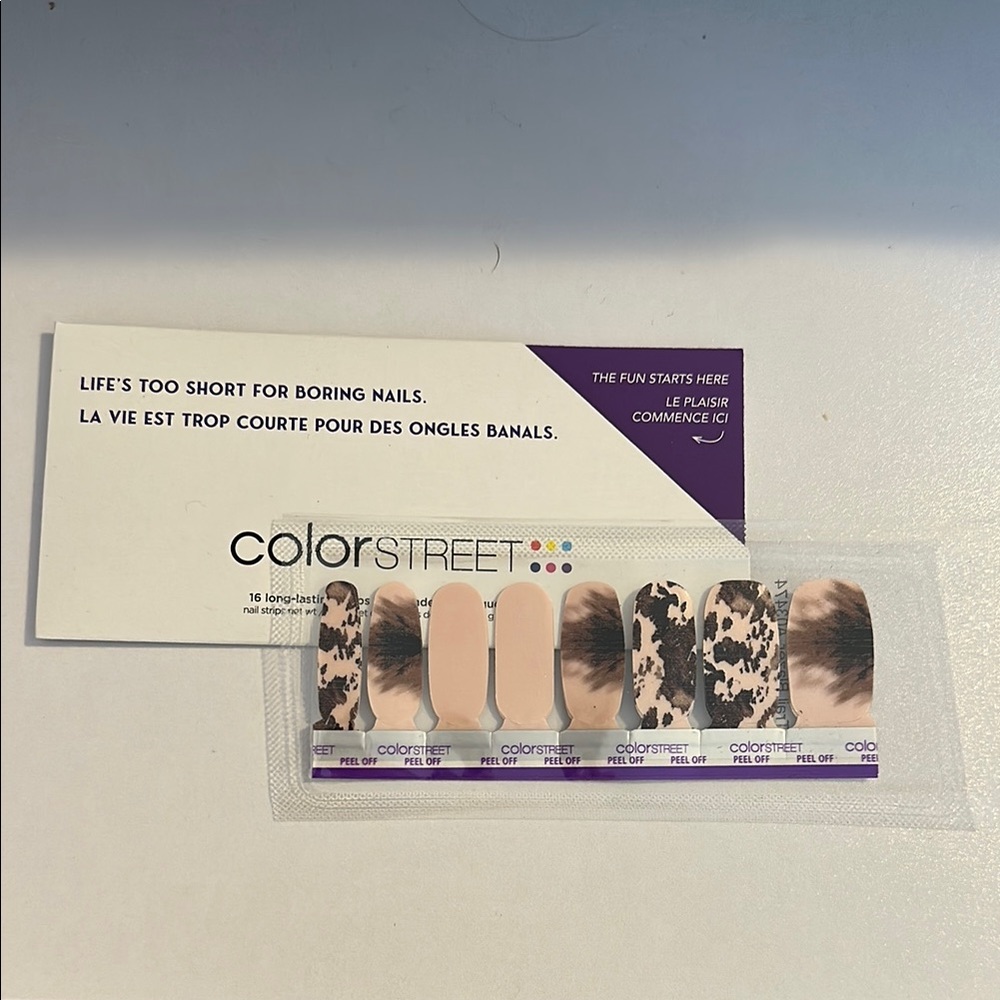 Color Street Color Play Subscription Nail Strips in Trail Blazer